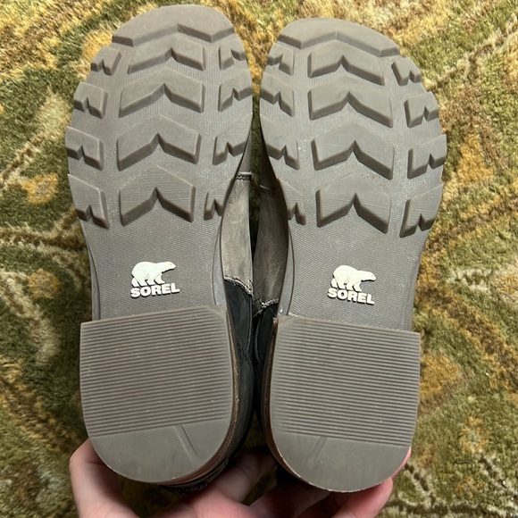 SOREL Emelie Chelsea Booties Women's size 6 - Picture 3 of 8